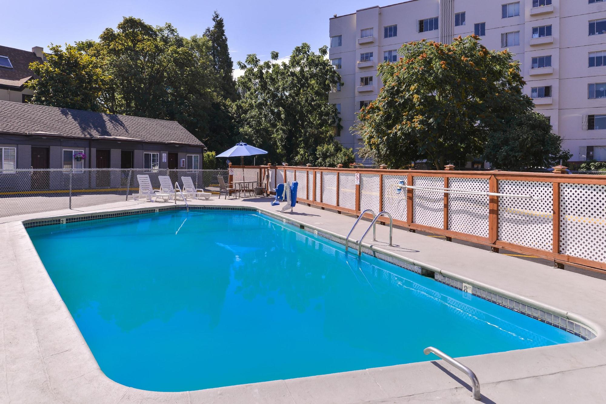 Travelodge By Wyndham Eugene Downtown/University Of Oregon エクステリア 写真