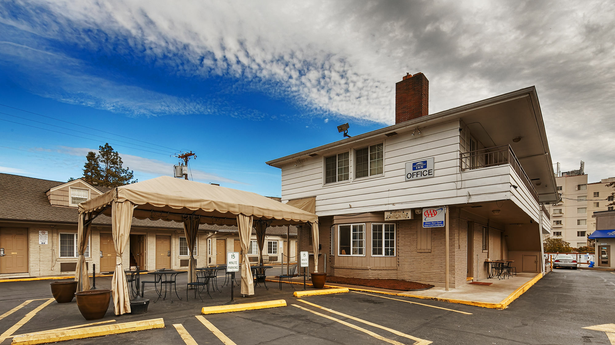 Travelodge By Wyndham Eugene Downtown/University Of Oregon エクステリア 写真