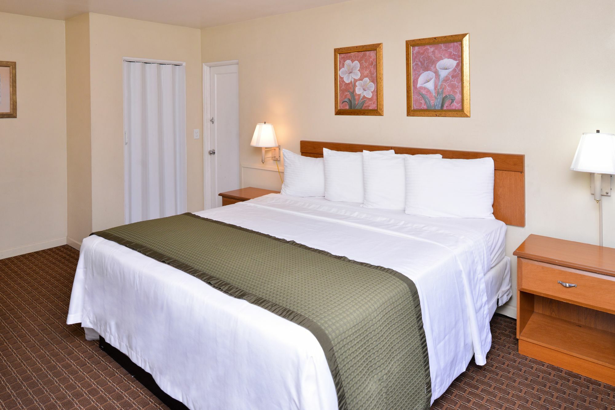 Travelodge By Wyndham Eugene Downtown/University Of Oregon エクステリア 写真