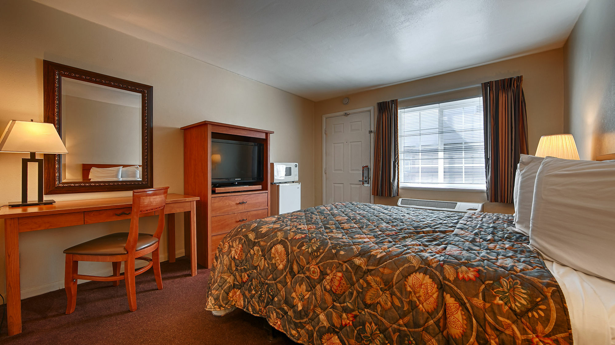 Travelodge By Wyndham Eugene Downtown/University Of Oregon エクステリア 写真