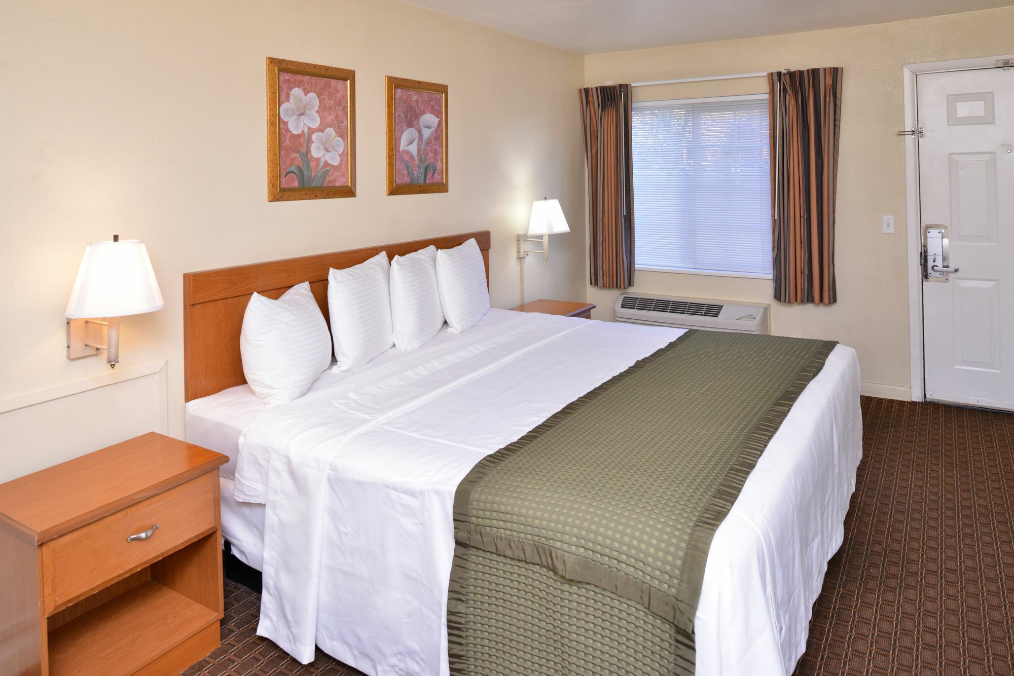 Travelodge By Wyndham Eugene Downtown/University Of Oregon エクステリア 写真
